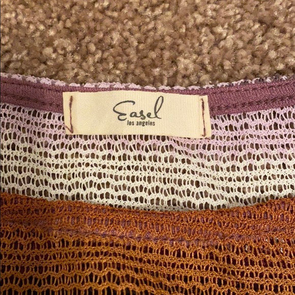 Top - Picture 2 of 3